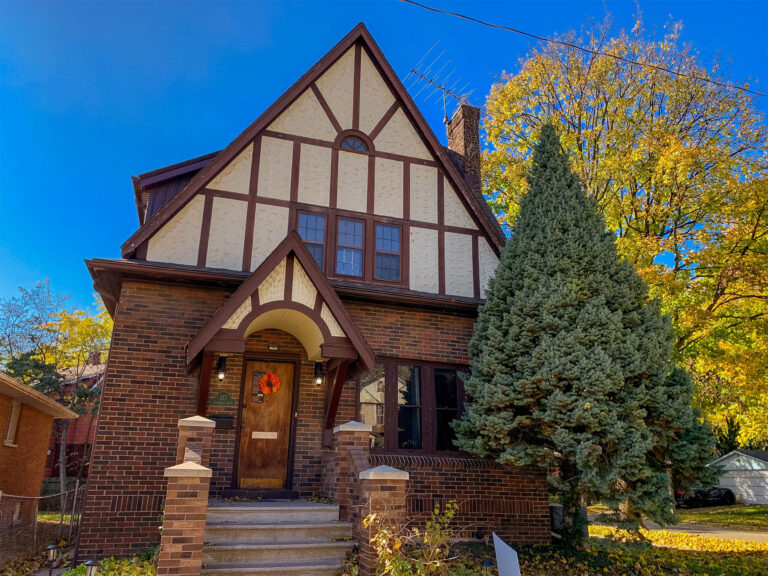 20201103_183127054_iOS